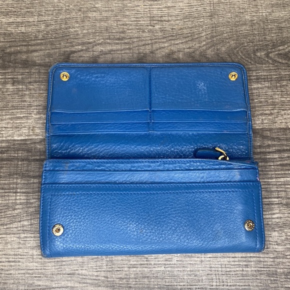 Authentic 🌺🌺🌺Prada wallet - Picture 6 of 12